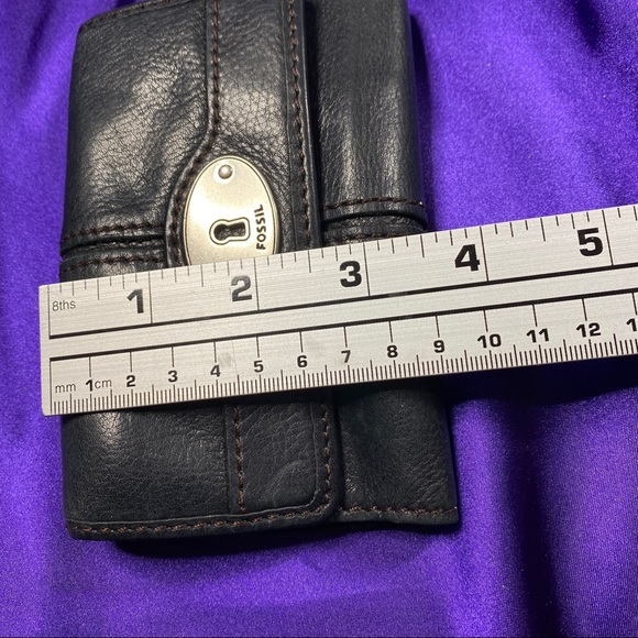 📌Vintage like New Fossil Key Cow Hide Leather Tri-fold Wallet, 16 Card Slots - Picture 8 of 13